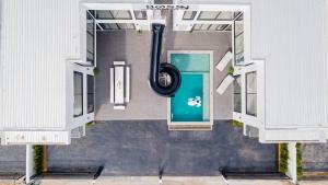 Modern Classic B&W 8BR Pool Villa
