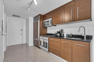 Luxe Condo on Miami River