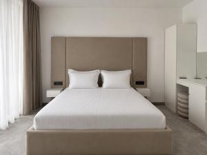 White Houses Luxury Thermal