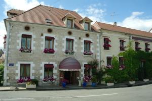 Hotels Hotel De La Loire : photos des chambres