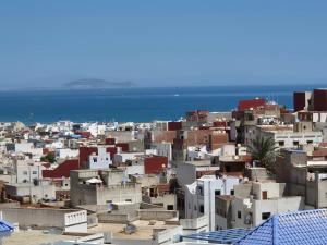 Dar Zeyna - Appartement Vue sur Mer avec 6 piscines - Mdiq Tetouan
