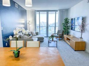 Intracoastal Living 2BR Pininfarina Resort
