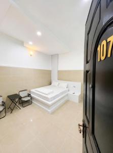 Cảnh Việt Hotel