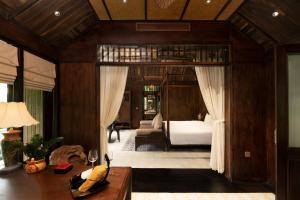 An Hideaway Resort