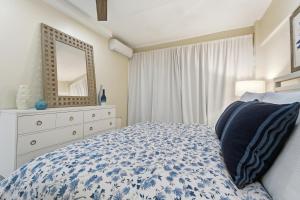 2Min Walk to Beach-Pool Family Friendly-sleeps 6