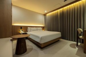 H-Avenue Hotel Suncheon Station