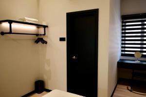 Discover OnyxVacay Home5 bustling city n Karaoke