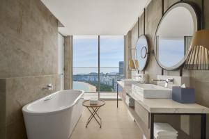 Hyatt Regency Nha Trang