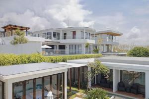 Casa de Fiesta 6BR Villa with Ocean View