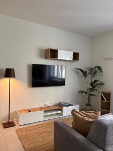 Rovelli 61 apartment 3 Como