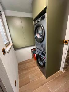 Center Stone Guest House