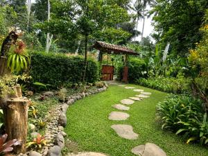Sangeh Lodge