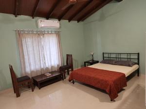 FabHotels Everis