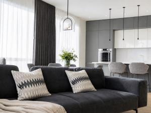 Luxury Sea View Apartment with Panoramic Terrace