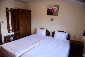 Holiday Group Hotel