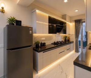 Experience a stylish and fully furnished 3BHK flat