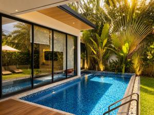 Chic Villa with Pool and Garden near Naiyang Beach - Cocoon 1 34-13