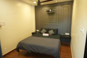 1BHK with Luxury Bath THEWEEKENDVILLA