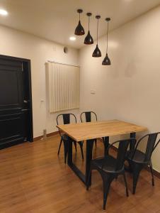 1BHK with Luxury Bath THEWEEKENDVILLA