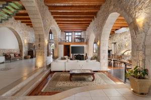 Candice Villa Historic Venetian Retreat by Rentado