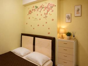 Little Green Haven with Fast Wi-Fi & Coffee