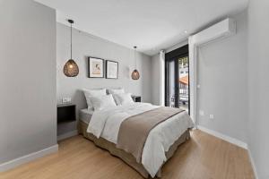 Suite 414 Modern Living, Big Terrace & Sea Views