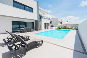 Azura Villa with private pool