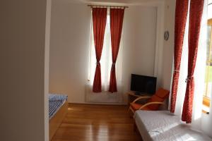 Apartmani "Eliot"
