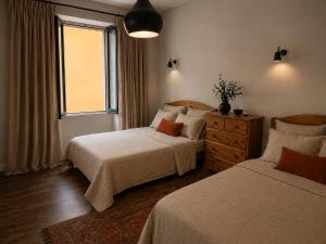 New Home in Rome Center sleeps 8