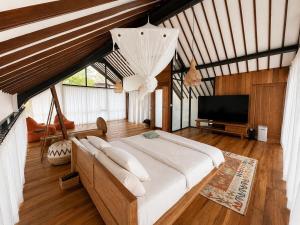 Casa Oaxaca - Luxury Oasis Near Padang Padang Beach