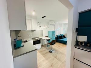 MyFlat Wave24 Suite