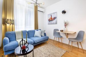 Sunny 2 room apartment in the heart of Buda