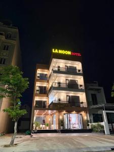 LaMoon hotel