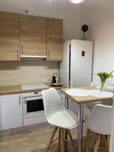 Clear 3 Apartment