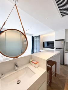 Studio Apartment by Sunshine Beach