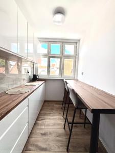 Apartament WHITE GLOVE LELEWELA stare miasto