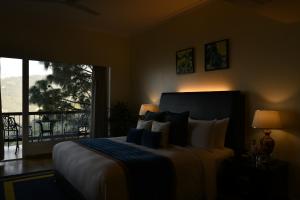 Moksha Himalaya Spa Resort