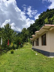River Edge Homestay