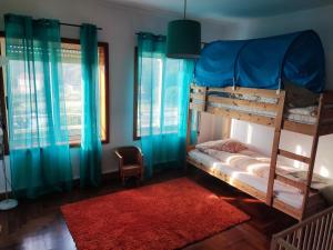 Big and luminous 4-room apartment