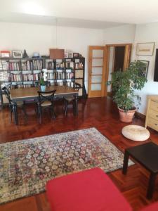 Big and luminous 4-room apartment