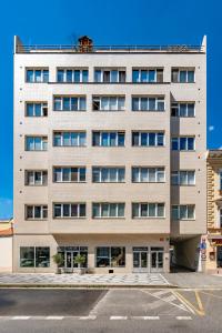 Prague Days - One Bedroom Apartment with Workspace and 200Mbps WiFi
