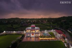 EKOSTAY Gold - Hexagon Villa