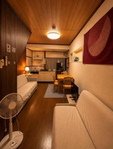 Dotonbori & Shinsaibashi Spacious Homestay