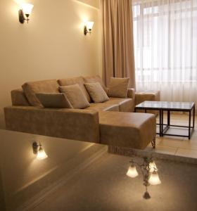 1245 Southgate Residence and Hotel