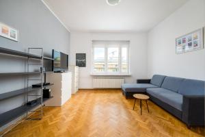 Elektrownia Powiśle Homely Apartment by BookingHost