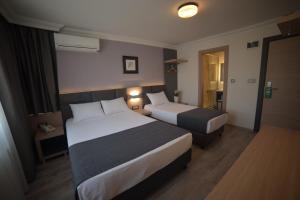 Helen Hotel