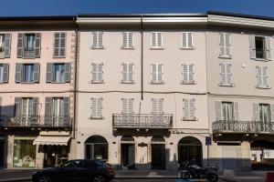 Lago Suites
