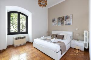 Imperium Merulana House - 2 steps from Colosseum, 3 Bedrooms, A-C