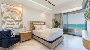 Stunning 2 Bedroom High Floor Retreat at Encantame Soleil!