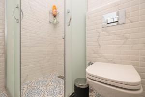 Trendy Bosphorus View Apartment